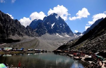 Best 9 Days 8 Nights Dalhousie, Khajjiar, Dharamshala with Manali Tour Package