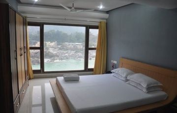 Family Getaway 2 Days 1 Night Rishikesh Vacation Package