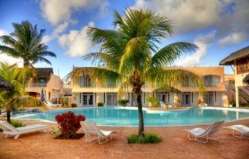 Family Getaway 7 Days 6 Nights Port Louis, North Island, South Island and Ile Aux Cerf Trip Package