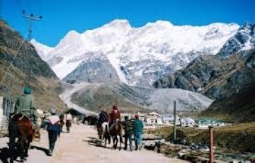 Family Getaway Rudrapur Tour Package for 4 Days 3 Nights