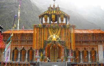 Best 3 Days 2 Nights New Delhi with Badrinath Tour Package