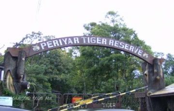 Family Getaway 7 Days 6 Nights Munnar, Thekkady, Alleppey with Kovalam Tour Package