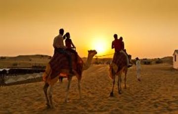Ecstatic 4 Days Dubai Vacation Package by HelloTravel In-House Experts