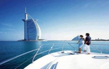 Ecstatic 4 Days 3 Nights Dubai Trip Package by HelloTravel In-House Experts