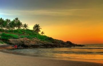 14 Days 13 Nights Delhi, Agra, Jaipur, Mumbai, Alleppey, Kumarakom and Kovalam Tour Package