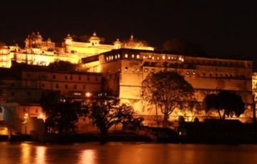 Memorable 5 Days 4 Nights New Delhi, Jaipur, Agra with Fatehpur Sikri Trip Package