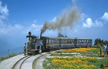 Magical 5 Days 4 Nights Darjeeling and Gangtok Tour Package