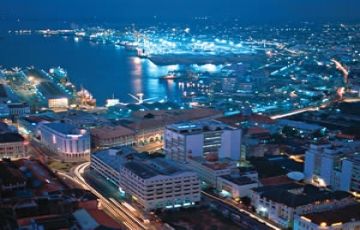 Heart-warming 5 Days 4 Nights Colombo, Pinnawela Elephant Orphange, Kandy, Temple of Tooth Relic, Botanical Gardens with Bentota Holiday Package