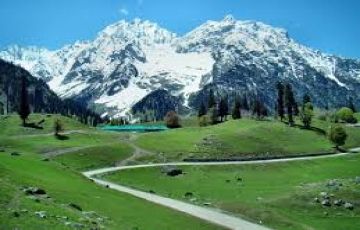 Experience 5 Days 4 Nights Srinagar with Pahalgam Vacation Package