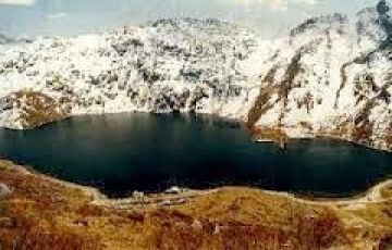 3 Days 2 Nights Gangtok, Baba Mandir with Tsomgo Lake Holiday Package