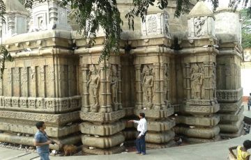 Magical 5 Days 4 Nights Guwahati, Cherrapunjee with Shillong Trip Package