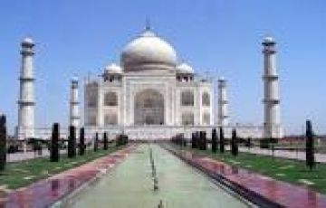 Amazing 4 Days 3 Nights Delhi, Mathura, Agra with Fatehpur Sikri Vacation Package