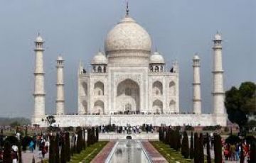 Delhi & Varanasi Tour Package