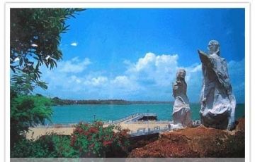 Ecstatic 8 Days 7 Nights Cochin, Munnar, Thekkady, Alleppey with Kovalam Holiday Package