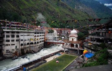 Delhi-Manali-Delhi 3 Nights / 4 Days Package