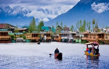 Pleasurable 7 Days 6 Nights Srinagar, Pahalgam, Gulmarg with Sonmarg Holiday Package