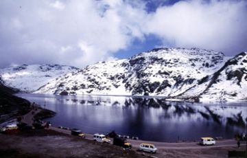 Pleasurable 5 Days 4 Nights Darjeeling Holiday Package