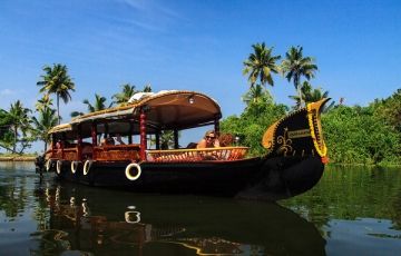 Best 6 Days 5 Nights Munnar, Thekkady, Alleppey with Coachin Holiday Package
