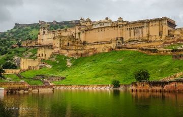 Beautiful 6 Days 5 Nights New Delhi, Agra, Jaipur with Ajmer Tour Package