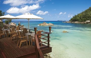 Heart-warming 7 Days 6 Nights Seychelles Trip Package