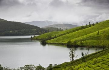 Honeymoon Package for Ooty 2 Nights / 3 Days