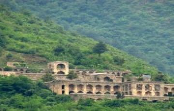 Best 7 Days 6 Nights Gulmarg with Pahalgam Vacation Package