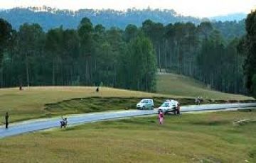 Family Getaway Kausani Tour Package for 4 Days 3 Nights