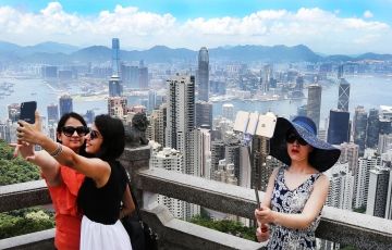 Heart-warming 6 Days 5 Nights Hong Kong with Macau Holiday Package