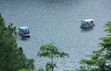 Beautiful 4 Days 3 Nights Honeymoon Holiday Package