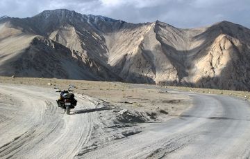 Heart-warming 14 Days 13 Nights Manali, Leh with Ladak Holiday Package