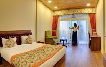 Family Getaway 5 Days 4 Nights Gangtok, Tsomgo Lake and Pelling Holiday Package