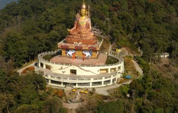 Experience 5 Days 4 Nights Darjeeling with Peeling Holiday Package