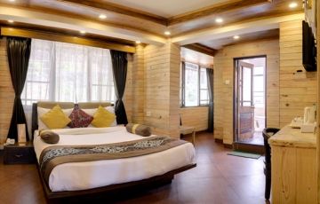 Family Getaway 5 Days 4 Nights Darjeeling and Pelling Trip Package