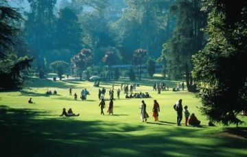 Family Getaway 3 Days 2 Nights Ooty and Coonoor Tour Package