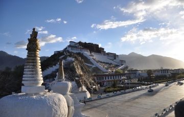 Pleasurable 6 Days 5 Nights Lhasa and Chengdu Tour Package