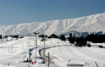 Best 4 Days 3 Nights Srinagar, Sonamarg with Gulmarg Trip Package