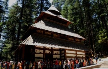 Experience 5 Days 4 Nights Manali Tour Package