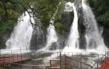 Experience 6 Days 5 Nights Coonoor, Ooty, Kodaikanal with Kodai Lake Trip Package