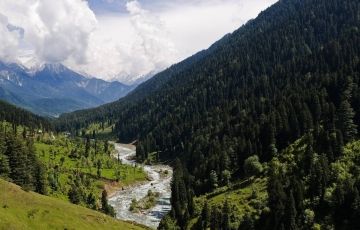 Amazing 6 Days 5 Nights Sriangar Vacation Package