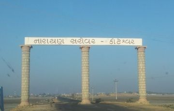Best 4 Days 3 Nights Bhuj, Narayan Sarovar and Koteshwar Trip Package