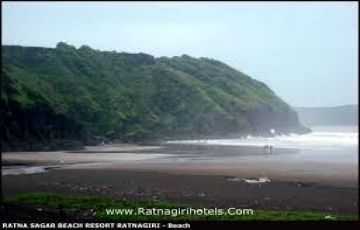 Ecstatic 5 Days 4 Nights Ratangiri with Mahabaleshwar Holiday Package