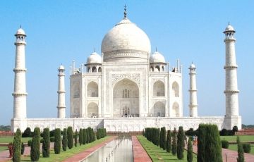 Amazing 4 Days 3 Nights Agra Tour Package