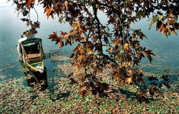 Family Getaway 4 Days 3 Nights Srinagar, Gulmarg, Sonamarg and Pahalgam Tour Package