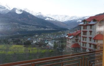 Heart-warming 4 Days 3 Nights manali, kullu, naggar and rohtang pass Holiday Package