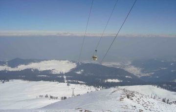 Beautiful 5 Days 4 Nights Gulmarg Tour Package