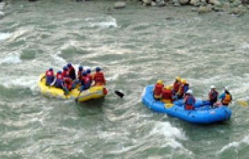 Beautiful Srinagar Tour Package for 4 Days 3 Nights