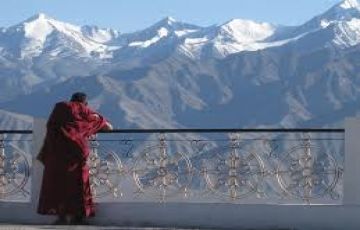 Family Getaway 5 Days 4 Nights Leh - Khardungla  Deskit Hemis Leh with Nubra Valley Trip Package