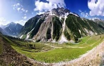 Family Getaway 8 Days 7 Nights Leh, Lamayuru with Sham Tour Package