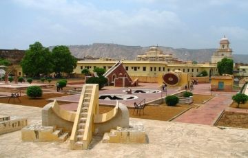 Pleasurable 9 Days 8 Nights New Delhi, Jaipur, Jodhpur with Jaisalmer Trip Package