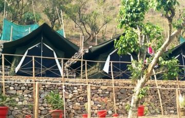 Experience Rishikesh Tour Package for 2 Days 1 Night